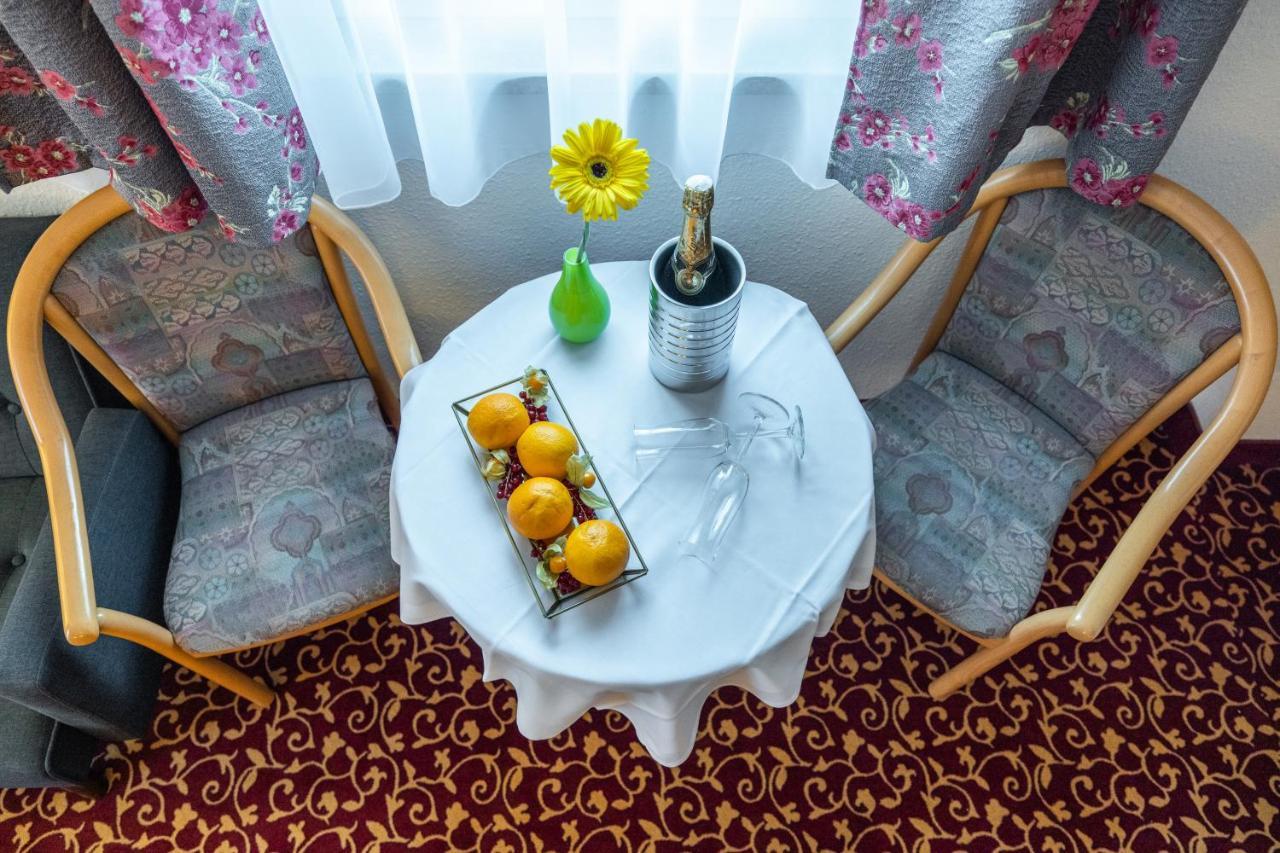 Pension & Cafe Abendroete Kurort Oybin Luaran gambar